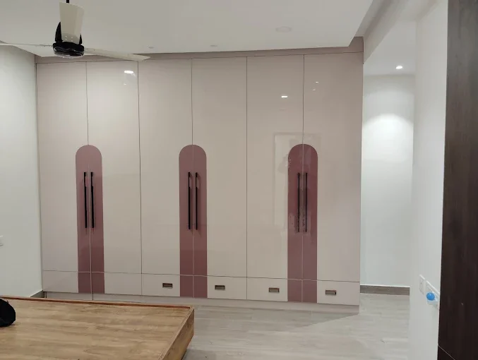Custom wardrobe project by Shri Sai Royal Interiors